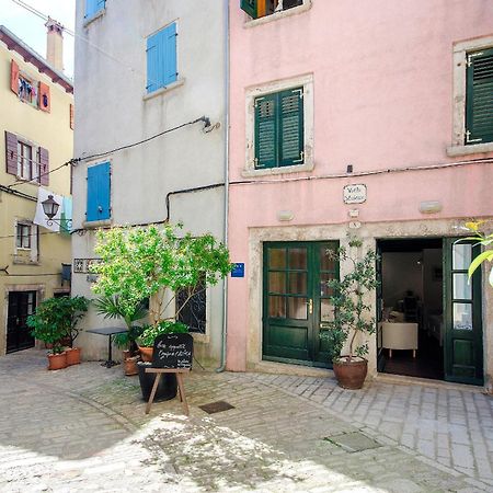 Cozy Studio Una Rovinj Bagian luar foto